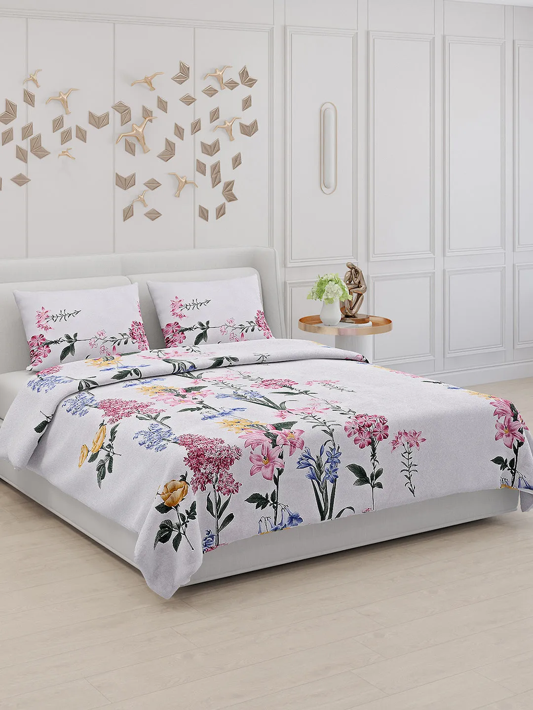 110 GSM Polyester Double Bed Bedsheet with 2 Pillow Covers