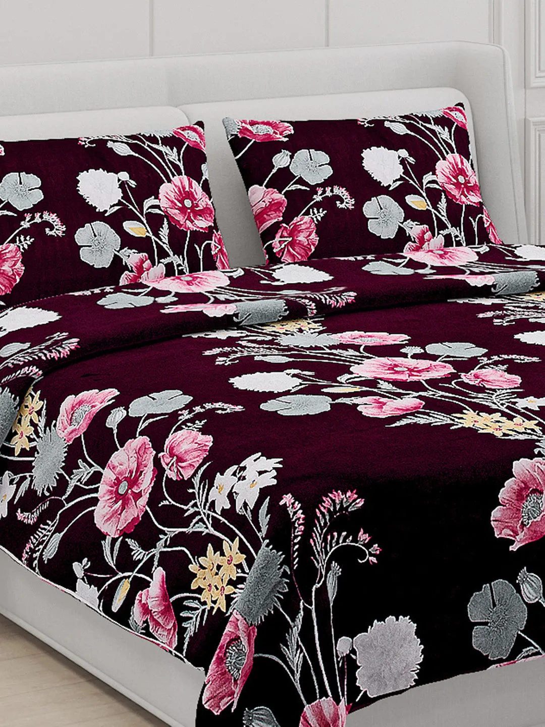 110 GSM Polyester Double Bed Bedsheet with 2 Pillow Covers