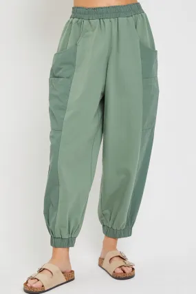 Harmes Jogger in Green