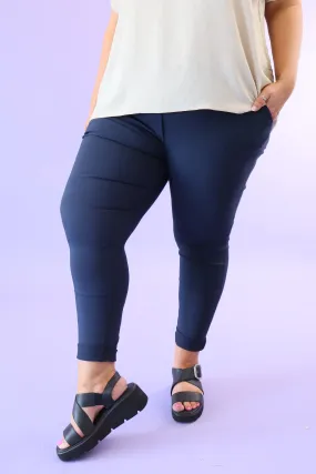 Heidi Jogger in Navy