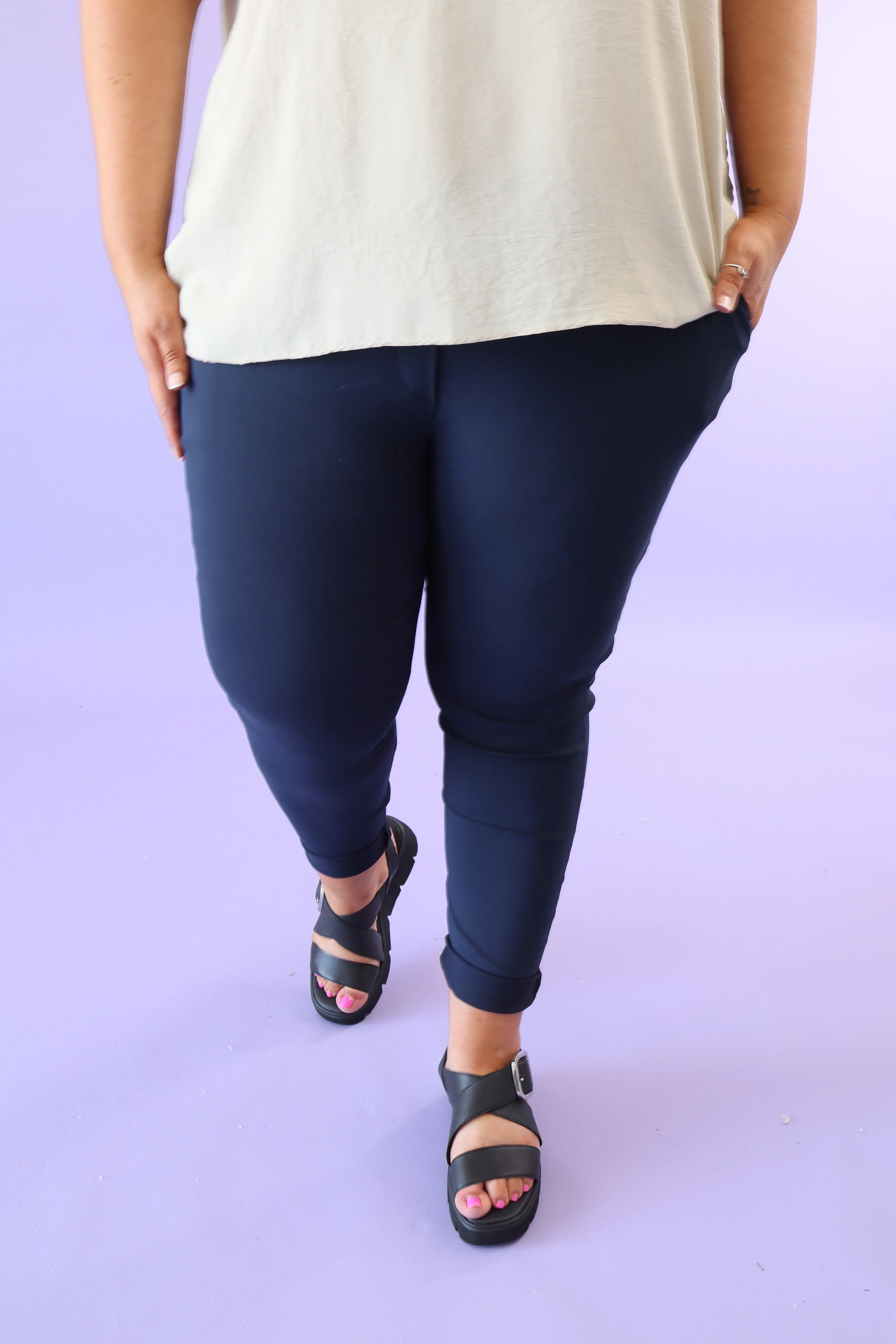 Heidi Jogger in Navy