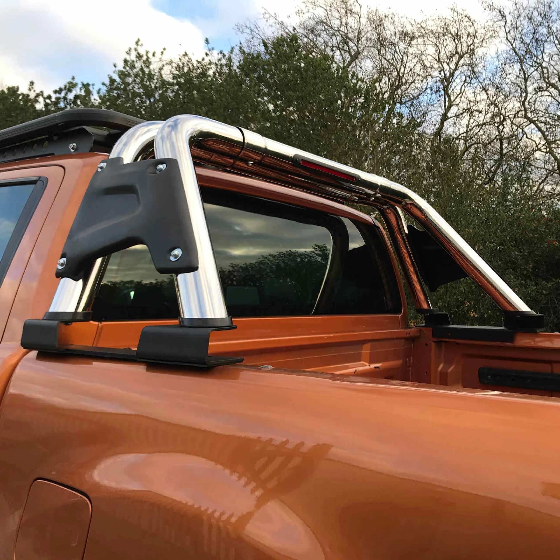 Stainless Steel Side Infill Roll Sports Bar for Mercedes Benz X-Class